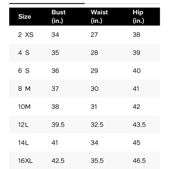 AND NOW THIS
Women's Cable-Knit Shorts in gray size medium, New - Picture 9 of 9